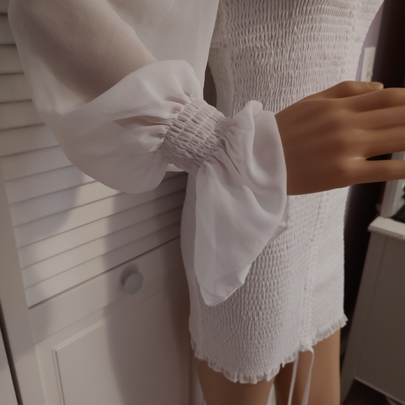 Princess Polly balloon sleeve white dress - Picture 2 of 16